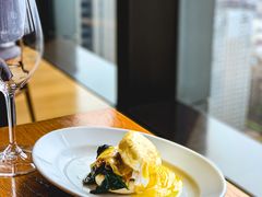 班尼迪克蛋配三文鱼-沈阳君悦酒店·意坊意大利餐厅