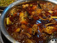 -肖肖酸萝卜鱼火锅(总店)