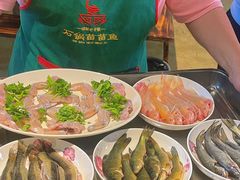 -石锅苗苗鱼(武汉首店)