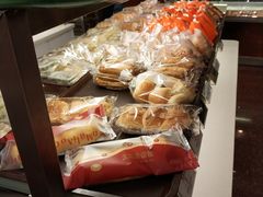 -皇冠 · 玛莉奥(丽江店)