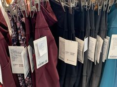 -lululemon(比斯特购物村店)