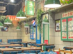 -超越炭火牛蛙火锅鸡(河东店)