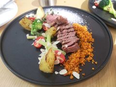 -F+轻食健身赋能空间(中华北路国贸商场店)
