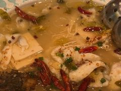 -姚姚酸菜鱼·金戈戈香港豉油鸡(喜荟城联名店)