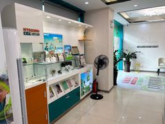 -海之声助听器 瑞士峰力直营中心(华麟大厦店)