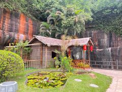 -广州莲花山旅游区