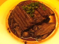 梅菜扣肉-民间瓦缸煨汤館(嵩山路店)