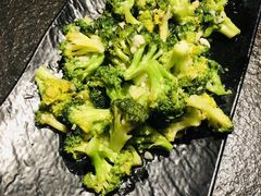 -马路边上·小海鲜烧烤(八一路店)