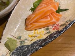 三文鱼刺身-天手古舞居酒屋(889广场店)