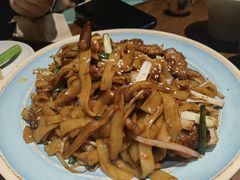 -南拳十三姨·潮汕砂锅粥(世纪金源店)