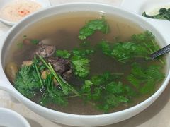 橄榄炖鹅喉汤-日日香卤鹅饭店·澄海狮头鹅(澄海店)