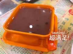 鲜奶红豆沙-顺记冰室(宝华路店)