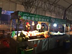 -团结广场夜市