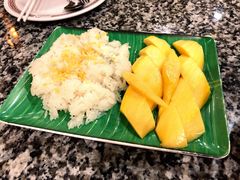 -光海鲜鱼翅餐厅(叻差拉披色路店)