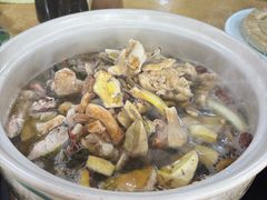 -东巴谷野生菌火锅餐厅