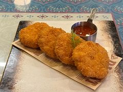 -Molee·泰府(东郊店)