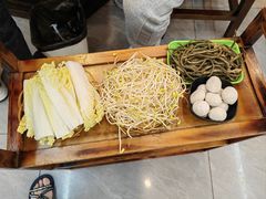 -地锅公社·现炒地锅鸡·地锅鱼·夜宵(罗锦路店)