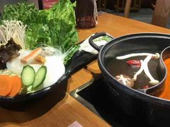 -呷哺呷哺(丹尼斯店)