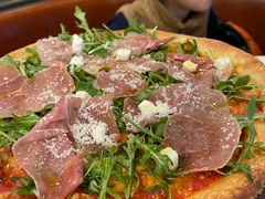 -WOLFGANG PUCK KITCHEN & BAR(迪士尼小镇店)