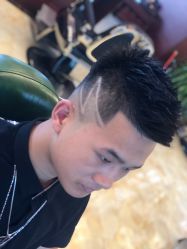 -尼特斯男士发型馆