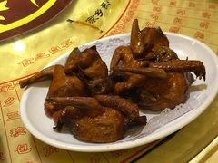 招牌烤乳鸽-石岐佬中山菜馆(张溪店)