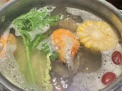 -德天肥牛海鲜火锅(城西银泰店)