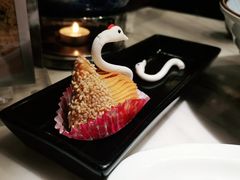 鲜果榴莲天鹅酥-陶陶居酒家(海岸城店)