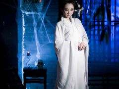 -九月鹰飞汉服摄影工作室