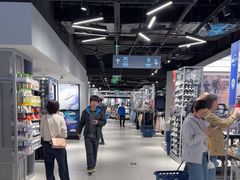 -迪卡侬(环球港店)
