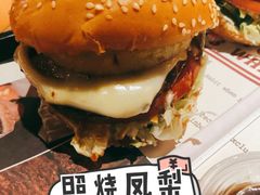 -The Habit Burger Grill 哈比特汉堡(复兴soho店)
