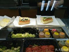 -赛百味(东街店)