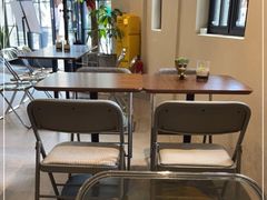 -Fridi Patisserie Cafe