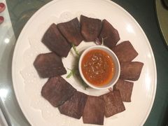 -八府香鸭·啫啫煲(华山路店)