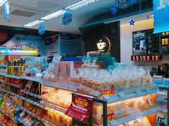 -全家便利店(王府井大街店)