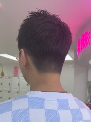 -米娜护肤造型