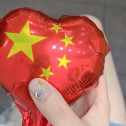 -花岐款式专研健康美甲沙龙