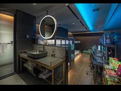 -粤塔H轻奢电竞酒店(海珠广州塔中山大学店)