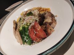 鸡肉大虾鲜蔬波奇碗-西堤牛排(南京龙江店)