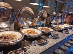 自助取餐区-厦门宝龙铂尔曼大酒店·海鲜自助餐厅