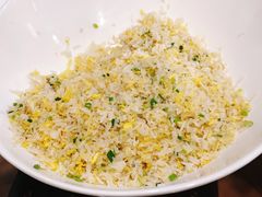 招牌瑶柱蛋丝炒饭-新伊邑牛扒披萨西餐厅