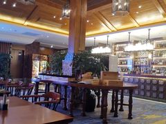 大堂-V Bar海景扒房(北海湾惠龙万达嘉华酒店)