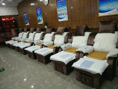 -郑远元专业修脚房(国顺东路店)