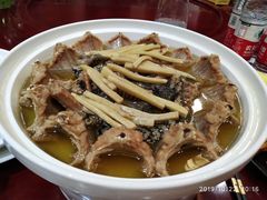 -蚝美人·生蚝海鲜烧烤(茶花园店)