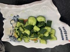 -撒拉人家.酸菜牦牛肉火锅