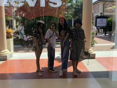 -佛罗伦萨小镇广佛名品奥特莱斯(疏港路店)