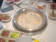 -皇牛鲜生·牛爱牛鲜牛肉自选火锅(晋吉北路店)