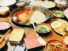 -萍姐火锅·公路夜市(武汉首店)