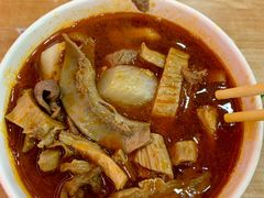 -江三王记牛杂馆(总店)