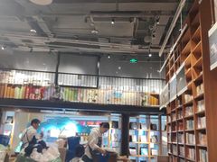 -阅·潮Readzone(珠海华发商都店)