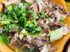 -小杨翘脚牛肉
